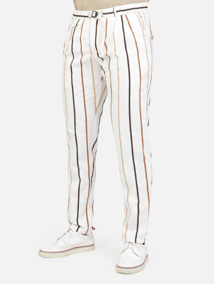 art. 25su12 317: pantalaccio con tasche a taglio, tasche sul retro e chiusura zip; fantasia a righe