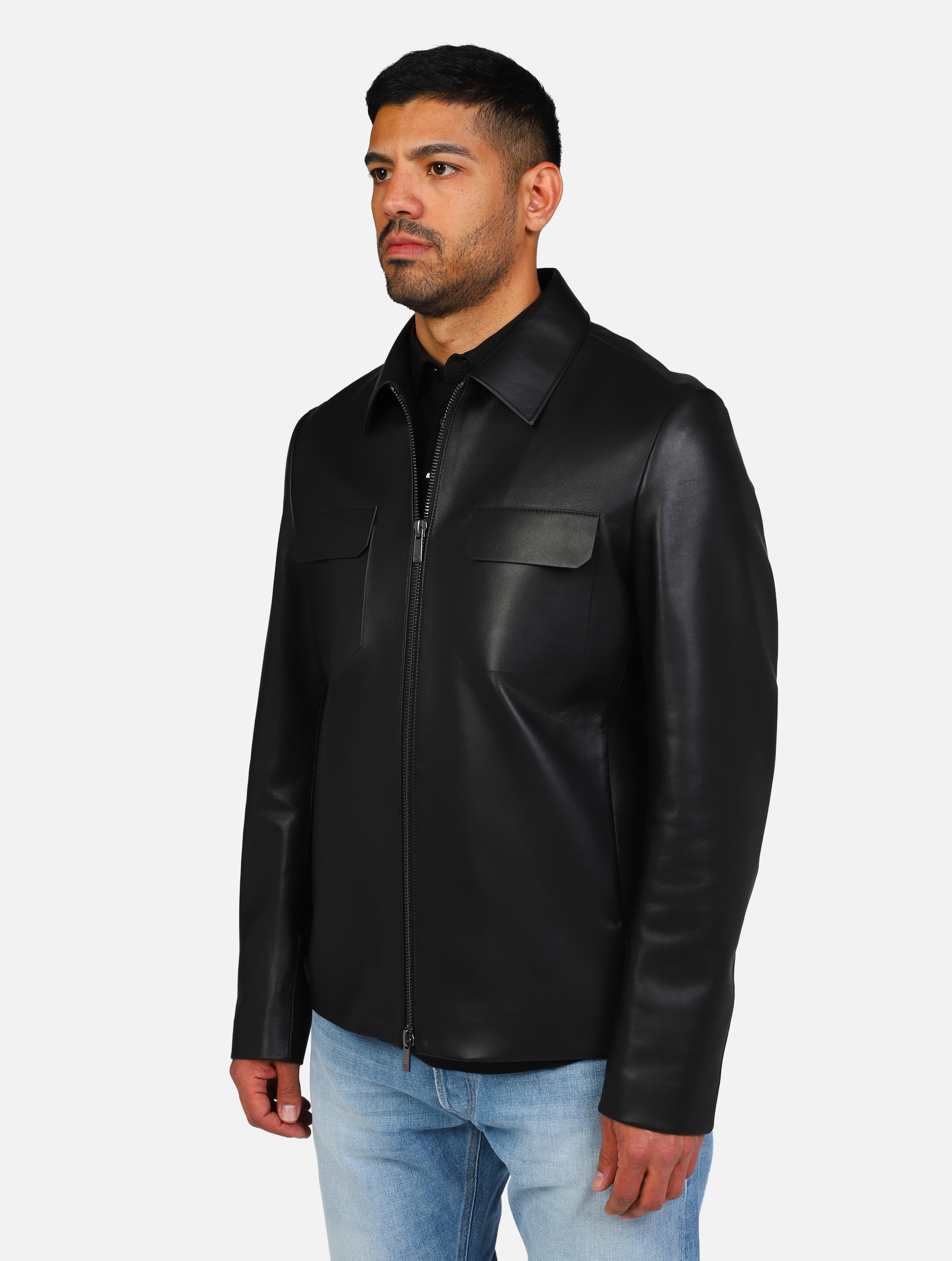 art. ja-infinity-ss25: giacca pelle manica lunga con chiusura zip con tasche a taglio e finte tasche anteriori