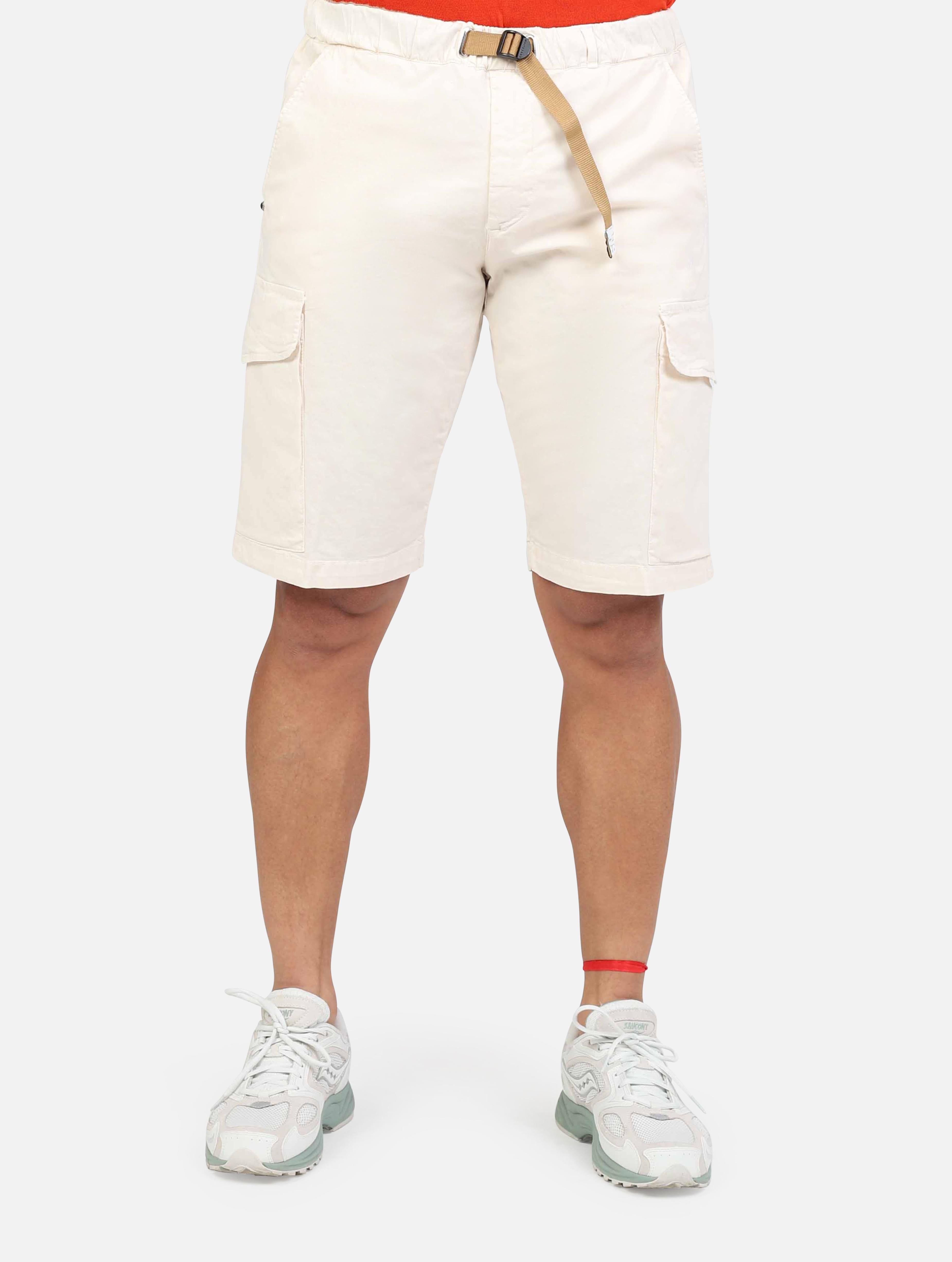 art. 25su50 267: bermuda stile pantalaccio elasticizzato in vita con tasche a taglio e chiusura a cerniera