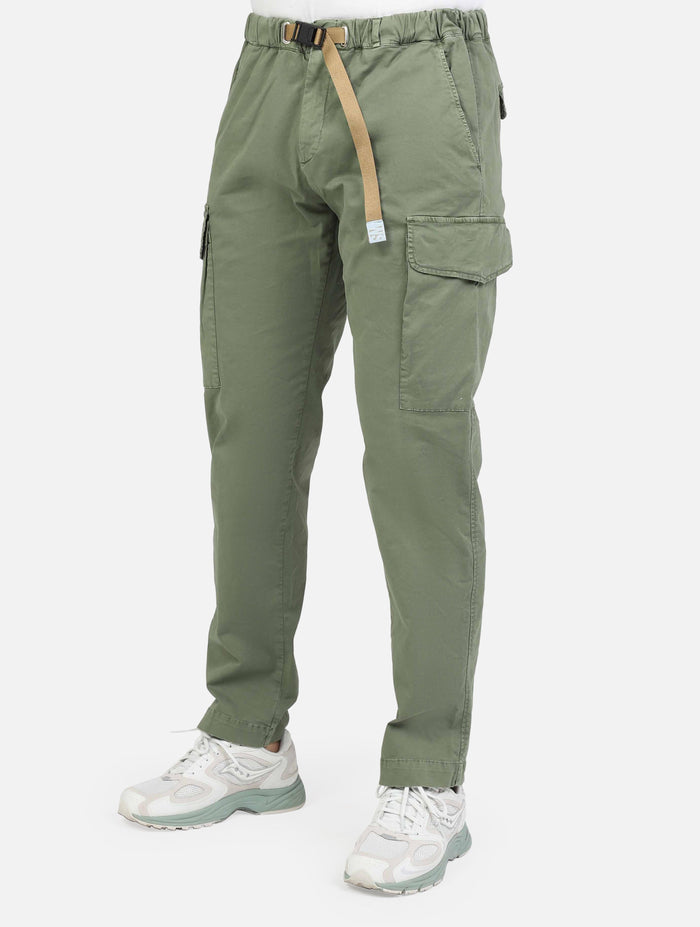 art. 25su55 267: pantalaccio vestibilità slim elasticizzato, con tasche a taglio e tasconi