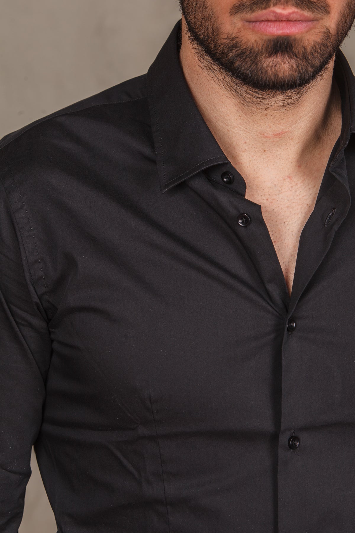 Camicia basic  con pinces  nero uomo 