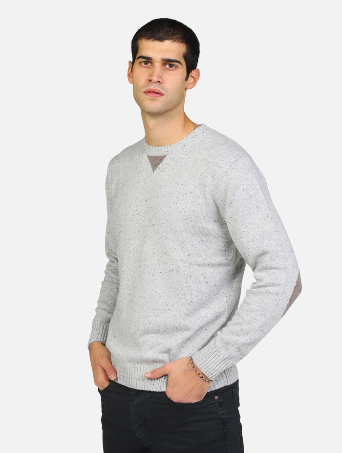 maglione girocollo filo bottonato con toppe