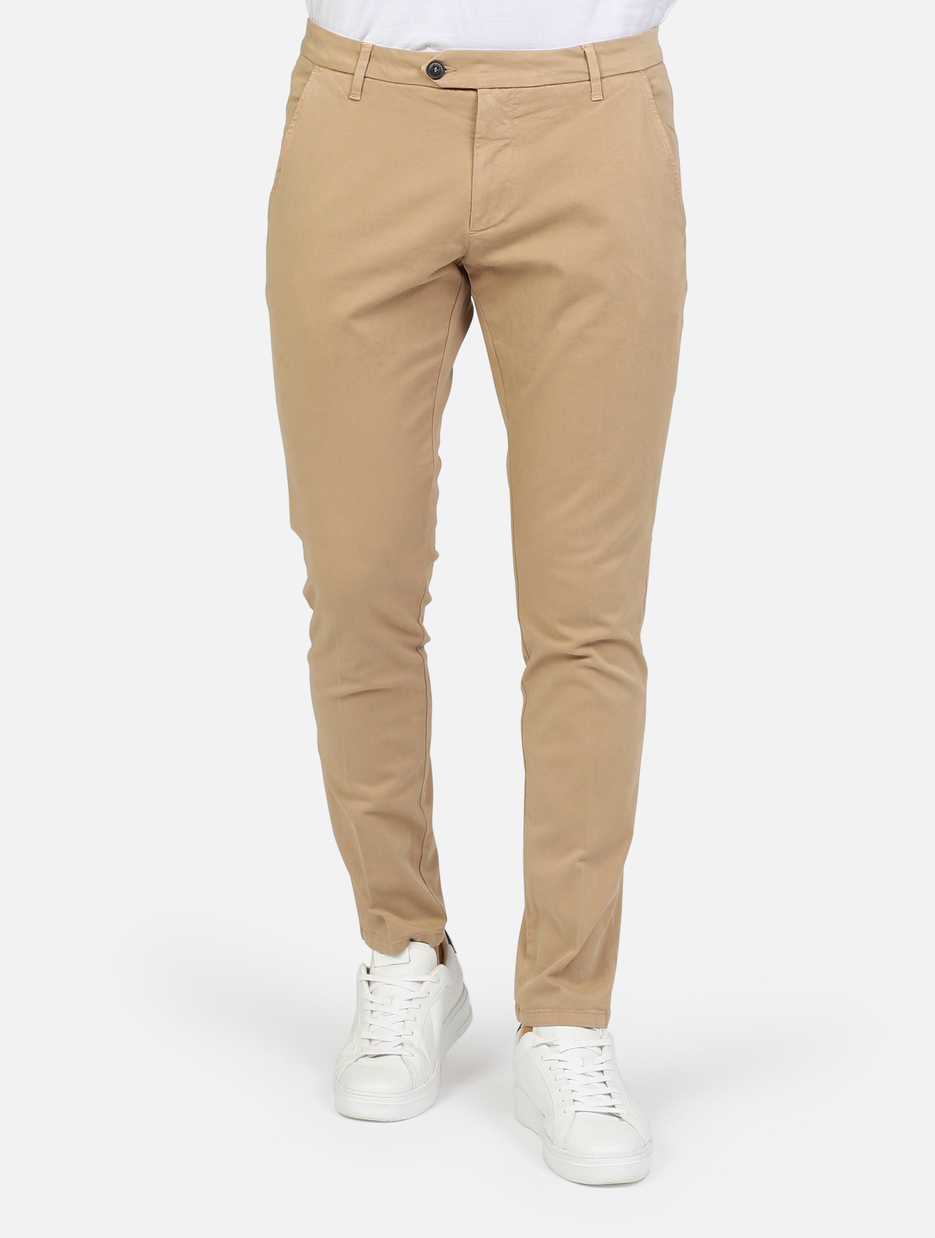 pantalone basico tasca a taglio slim fit