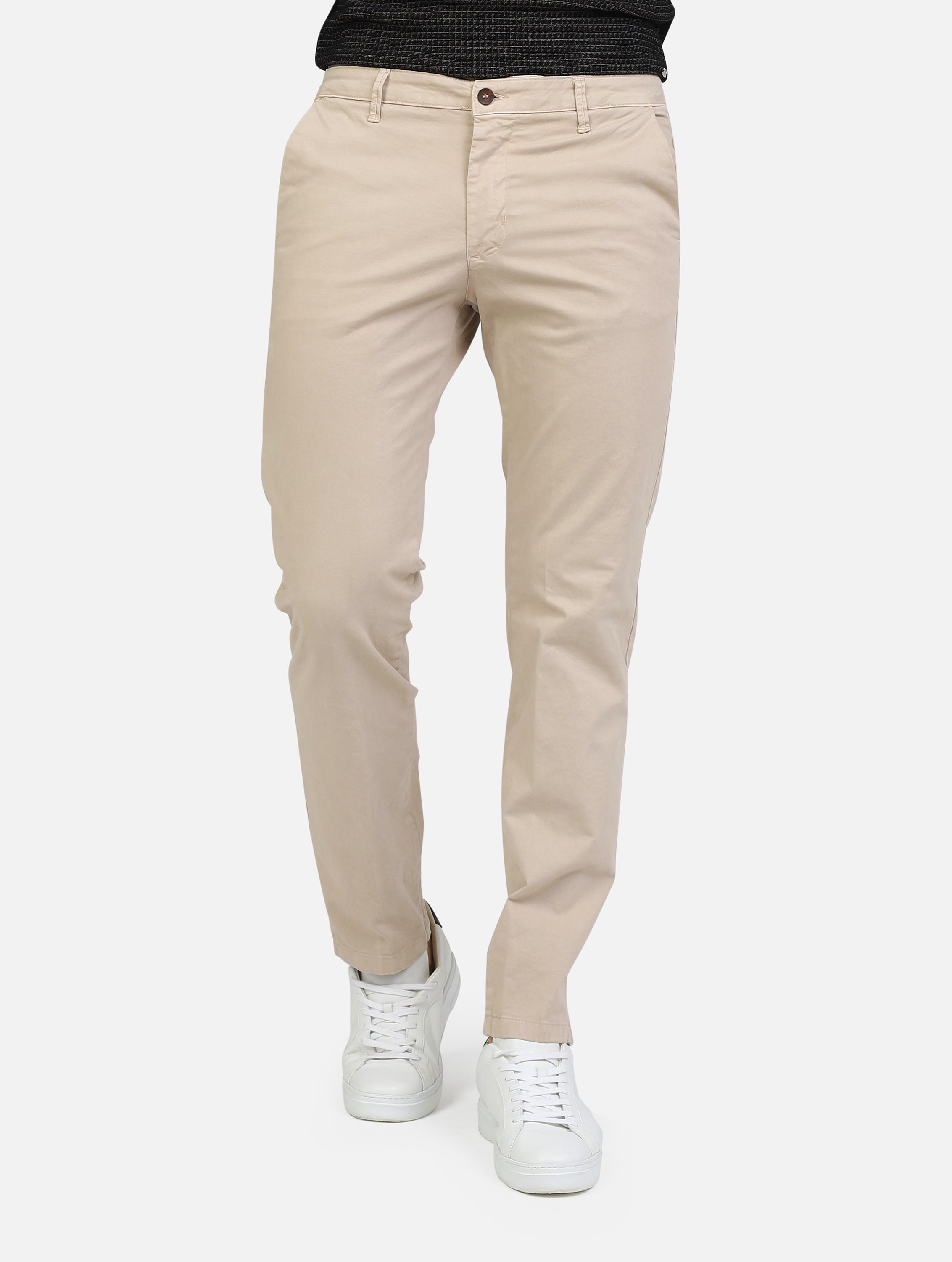 pantalone chino