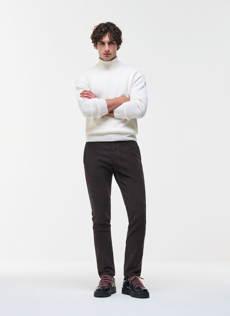 Maglia con collo alto panna uomo 