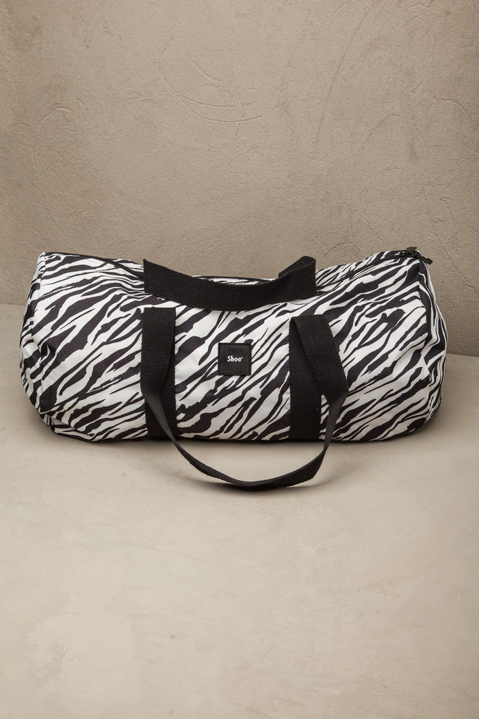 Women's animal print duffle bag. BAG73ZEBRA