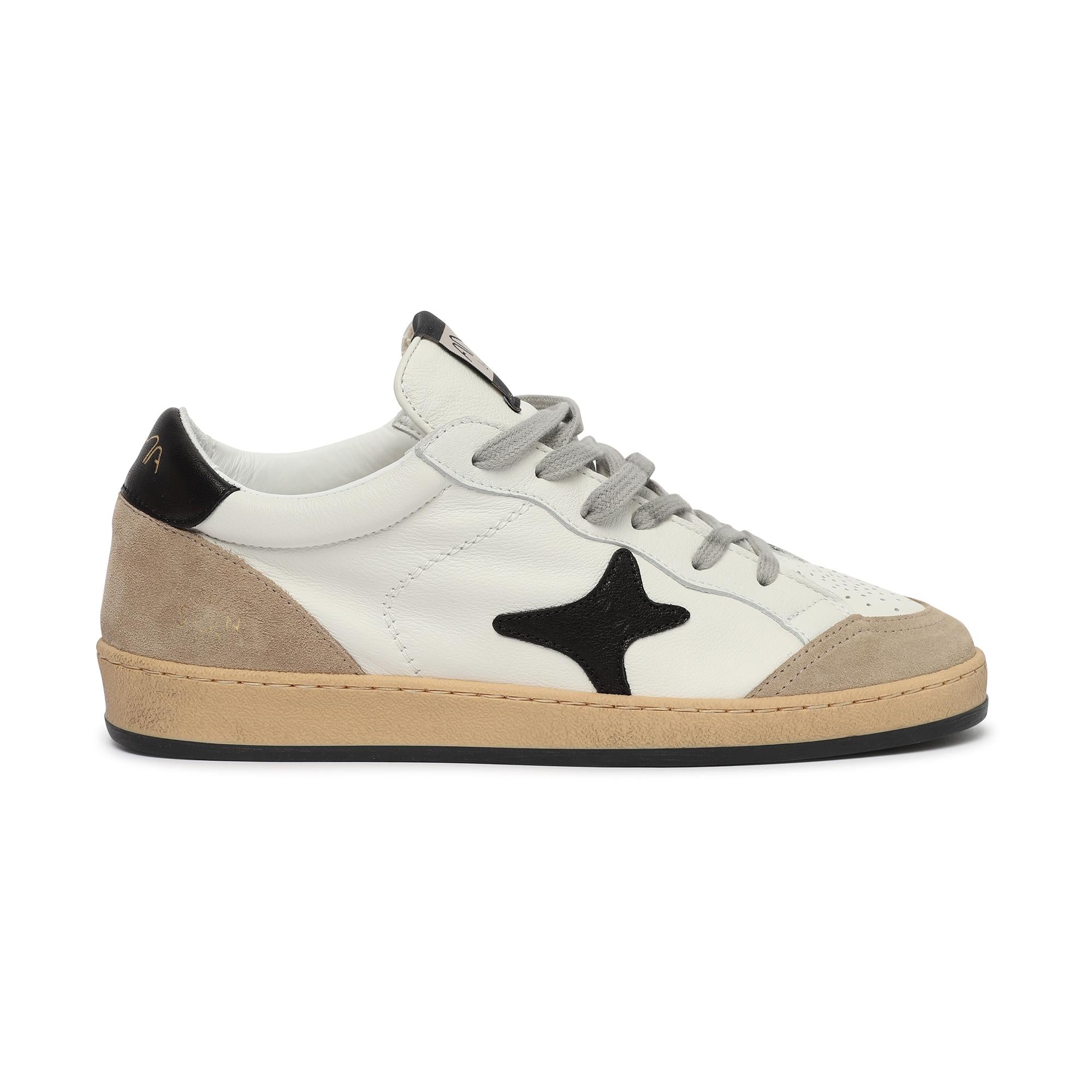 sneakers in pelle e camoscio con logo