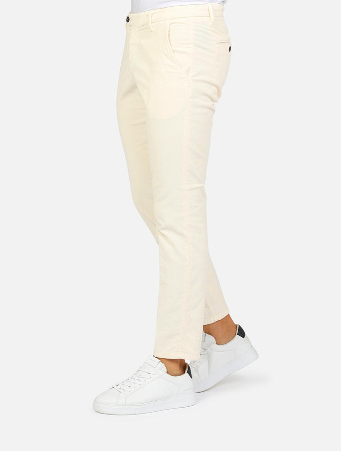 pantalone in velluto costola sottile con tasche a taglio