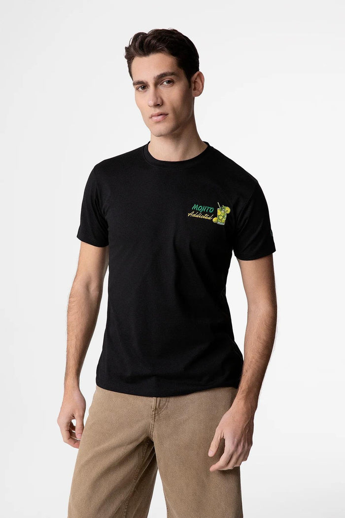 t-shirt con ricamo lato cuore mojito