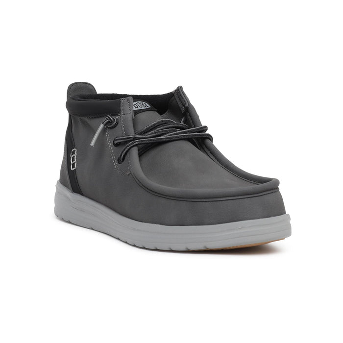 leggerissimo e traspirante mocassino con tomaia in similpelle e collo in finto camoscio, suola antiscivolo