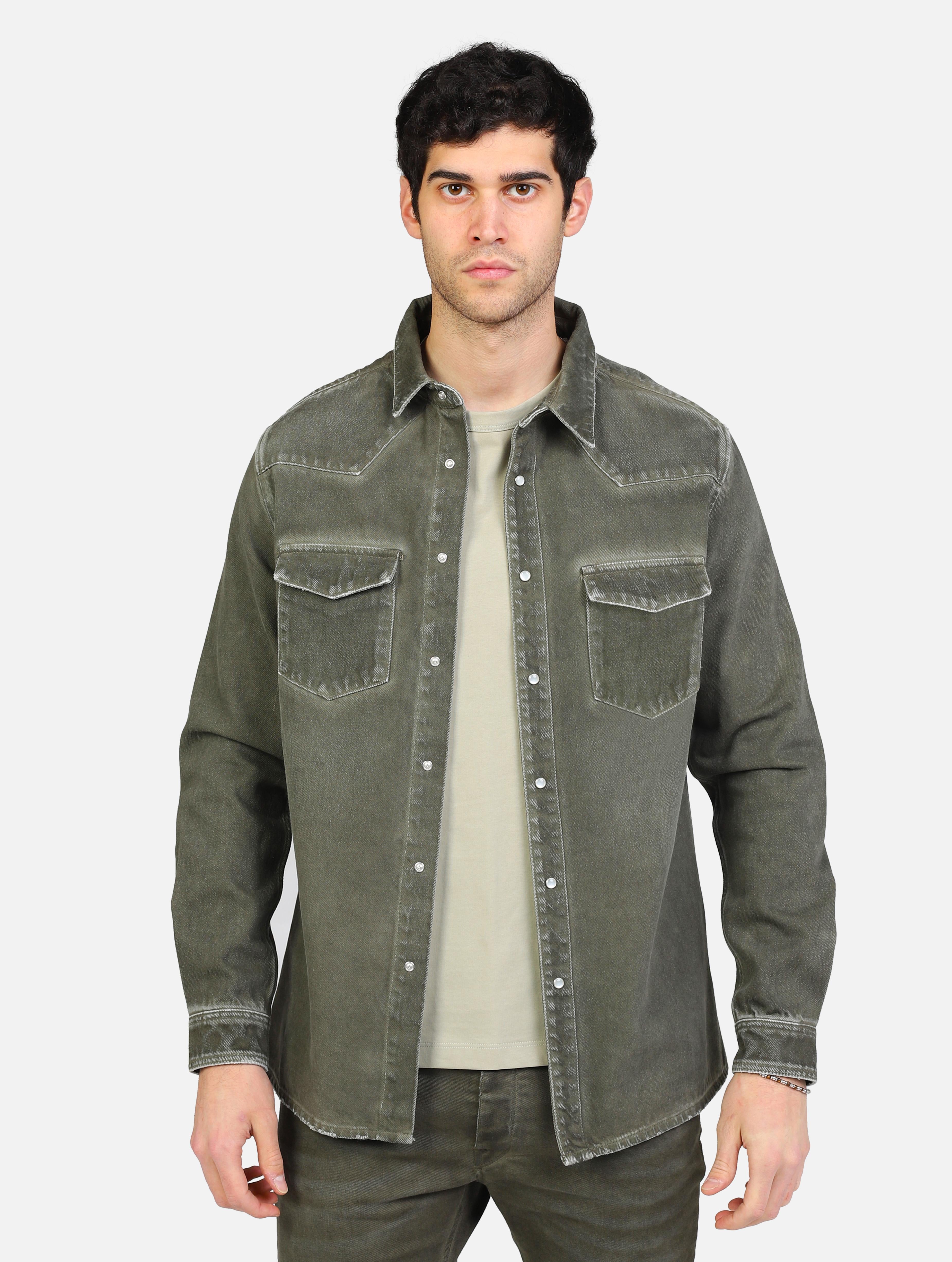 art. 12516191: giubbino jeans con doppio taschino e chiusura a bottoni