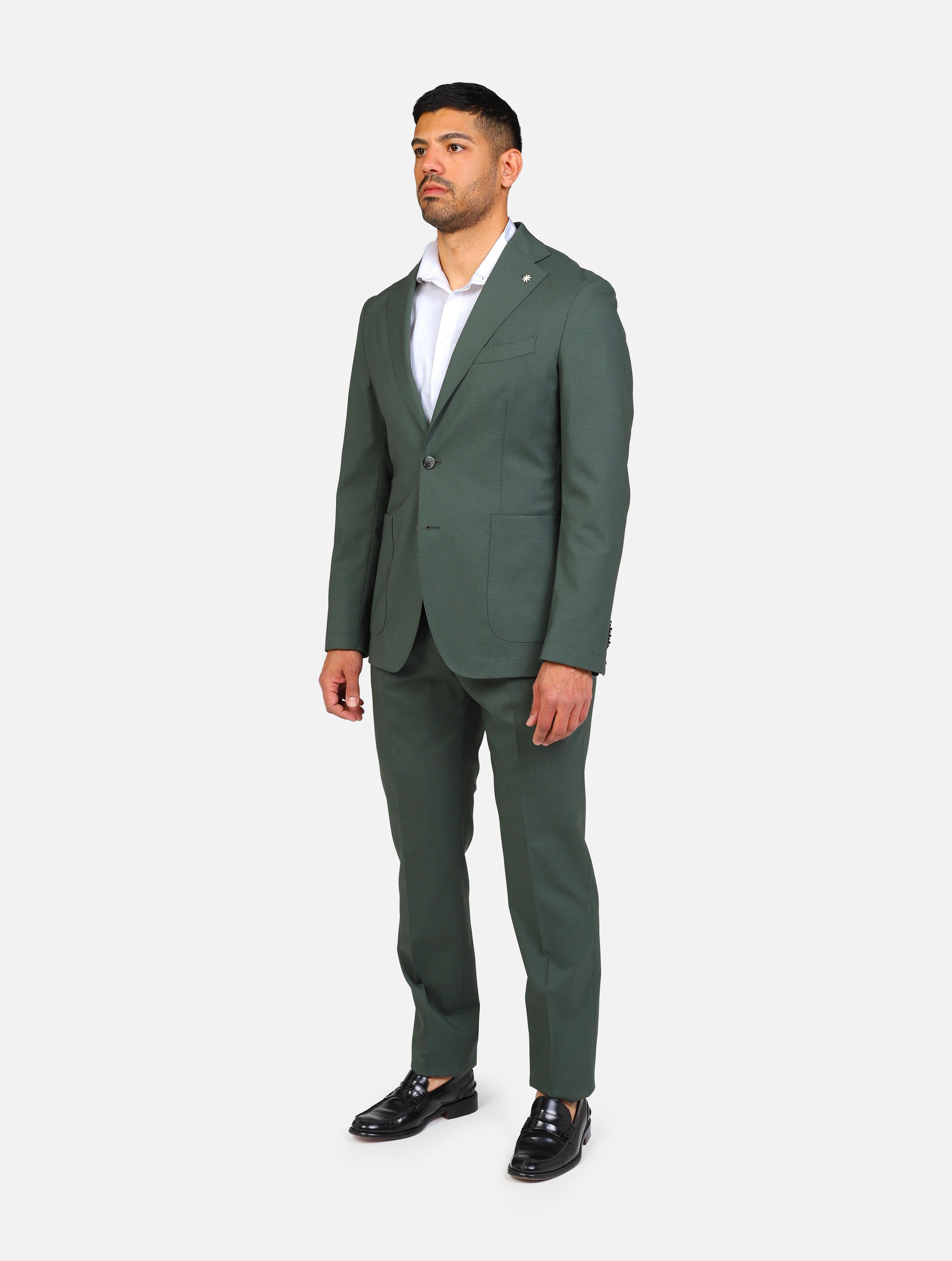 Art 3832a3728: abito con giacca monopetto a due bottoni, due tasche ed un taschino verde uomo 