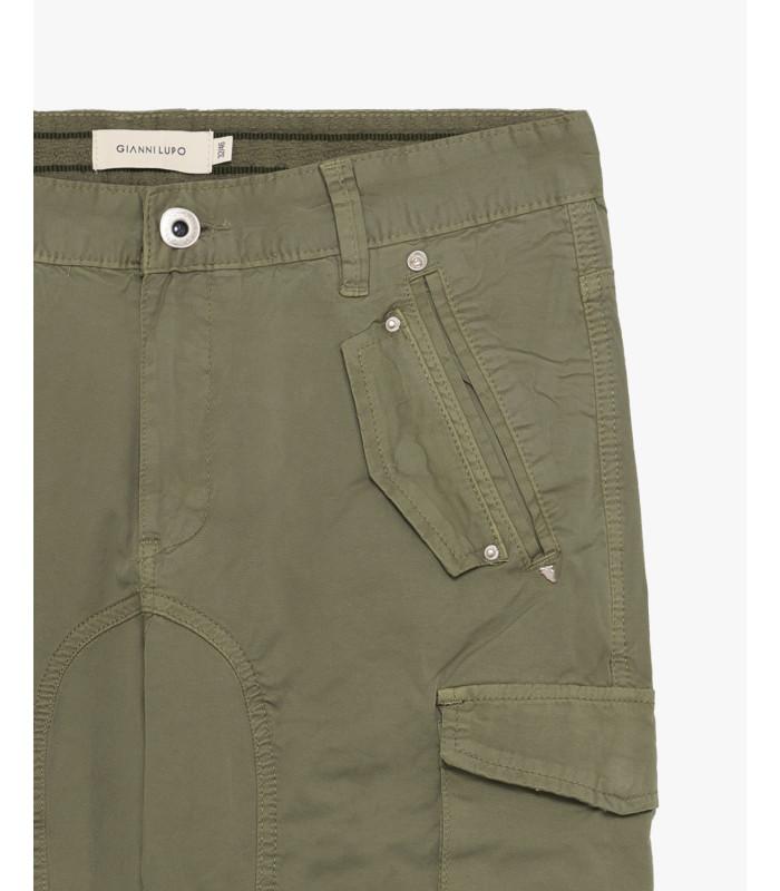pantalone cargo con tasconi laterali