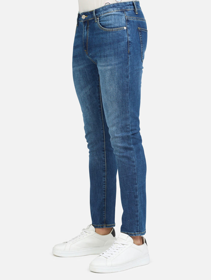art. 9630: jeans basici chiusura zip