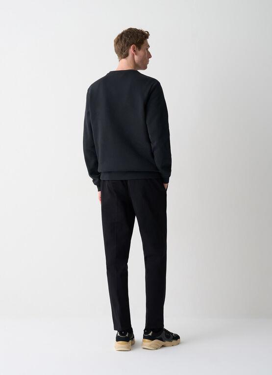 felpagirocollo con tasca applicata al petto