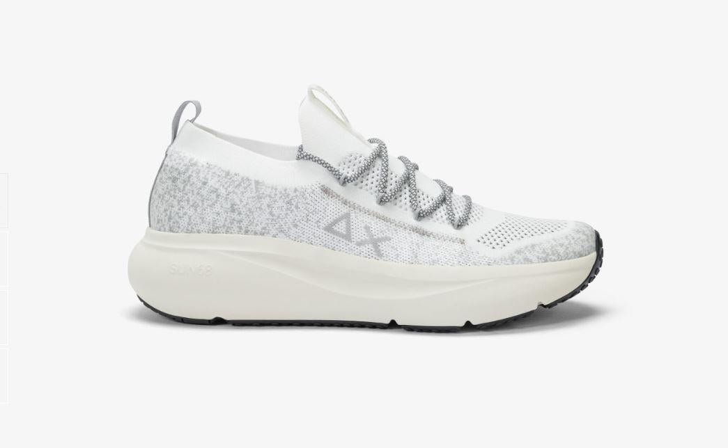 Art z35127: scarpe sneakers con suola alta in phylon e battistrada in gomma a rilievo; chiusura con lacci bianco uomo 