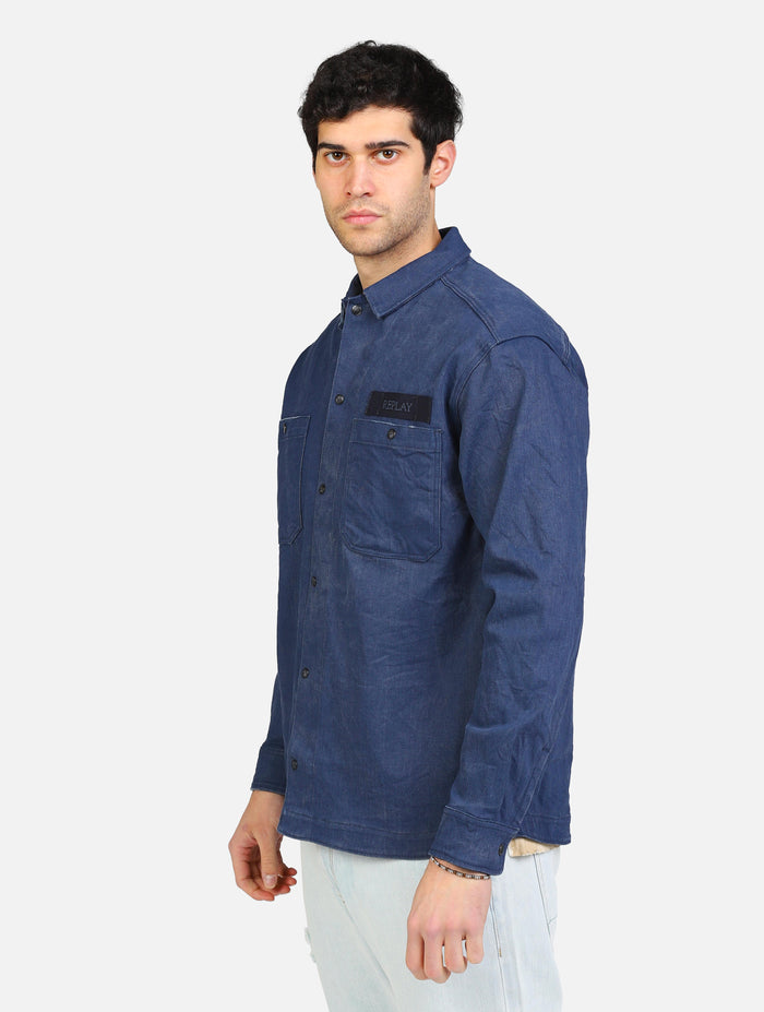 art. m4145: camicia jeans con chiusura a bottoni e doppio taschino