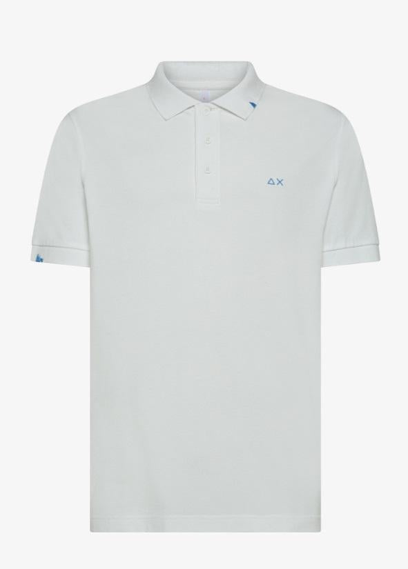 art. a35101: polo vintage con dettagli destroyed