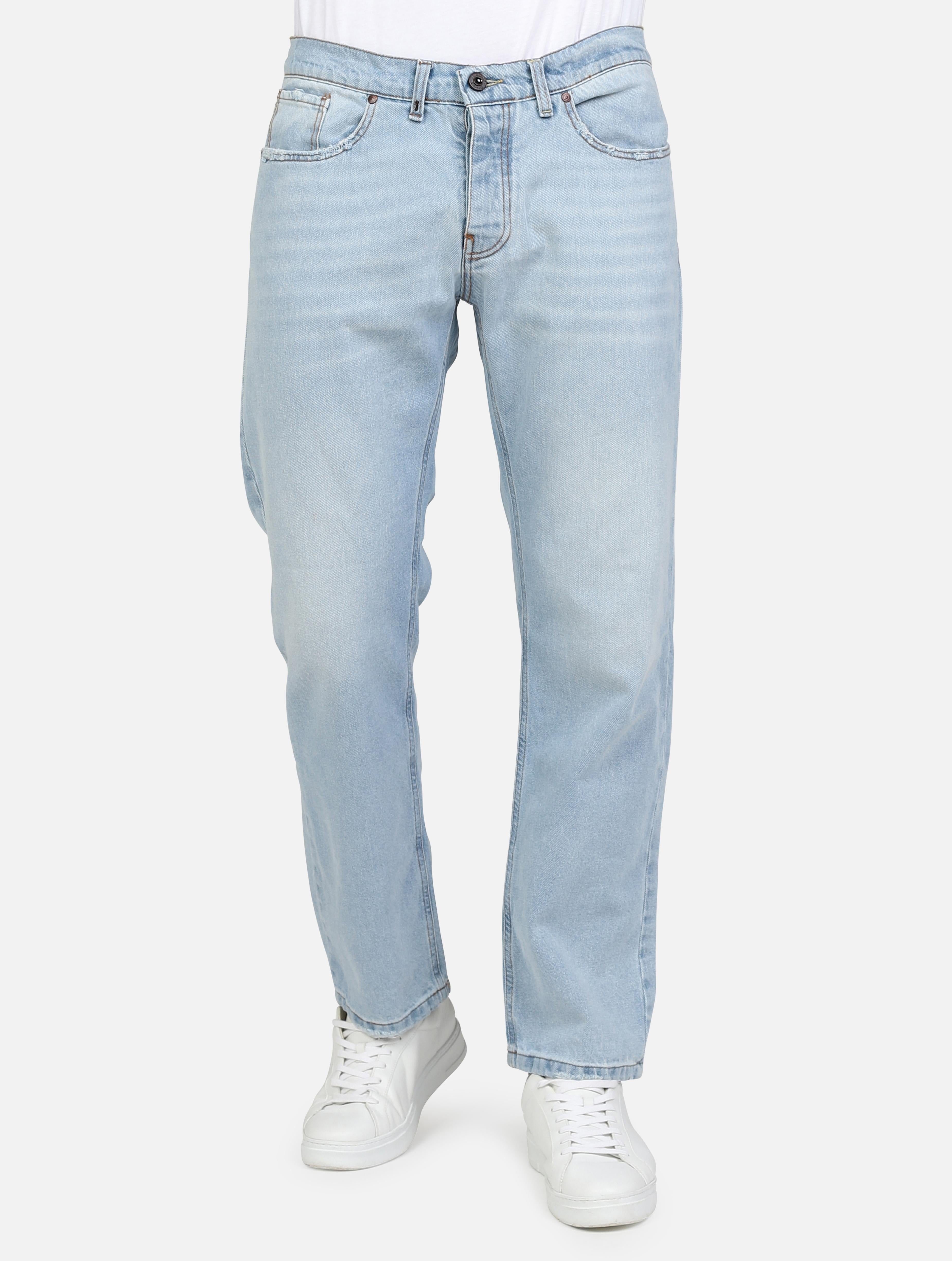 art. cube pe2524: jeans regular con leggere abrasioni sulle tasche