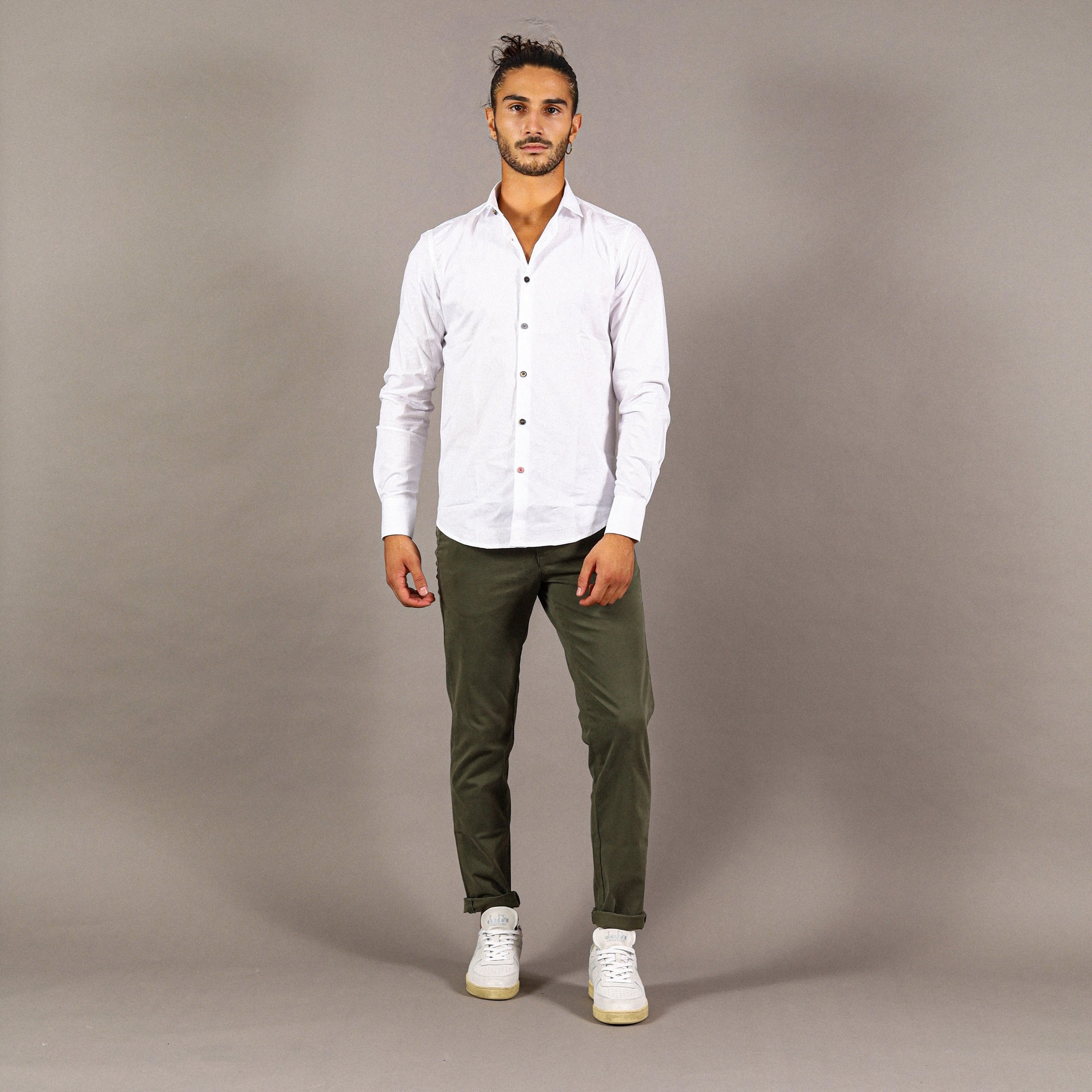 Basic shirt with different buttons -  bianco man  - 4
