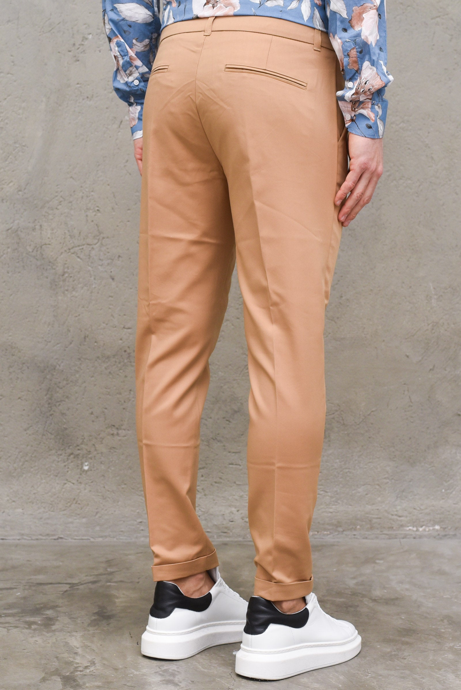 Man chinos trousers with  pocket and pleats  beige man  - 5