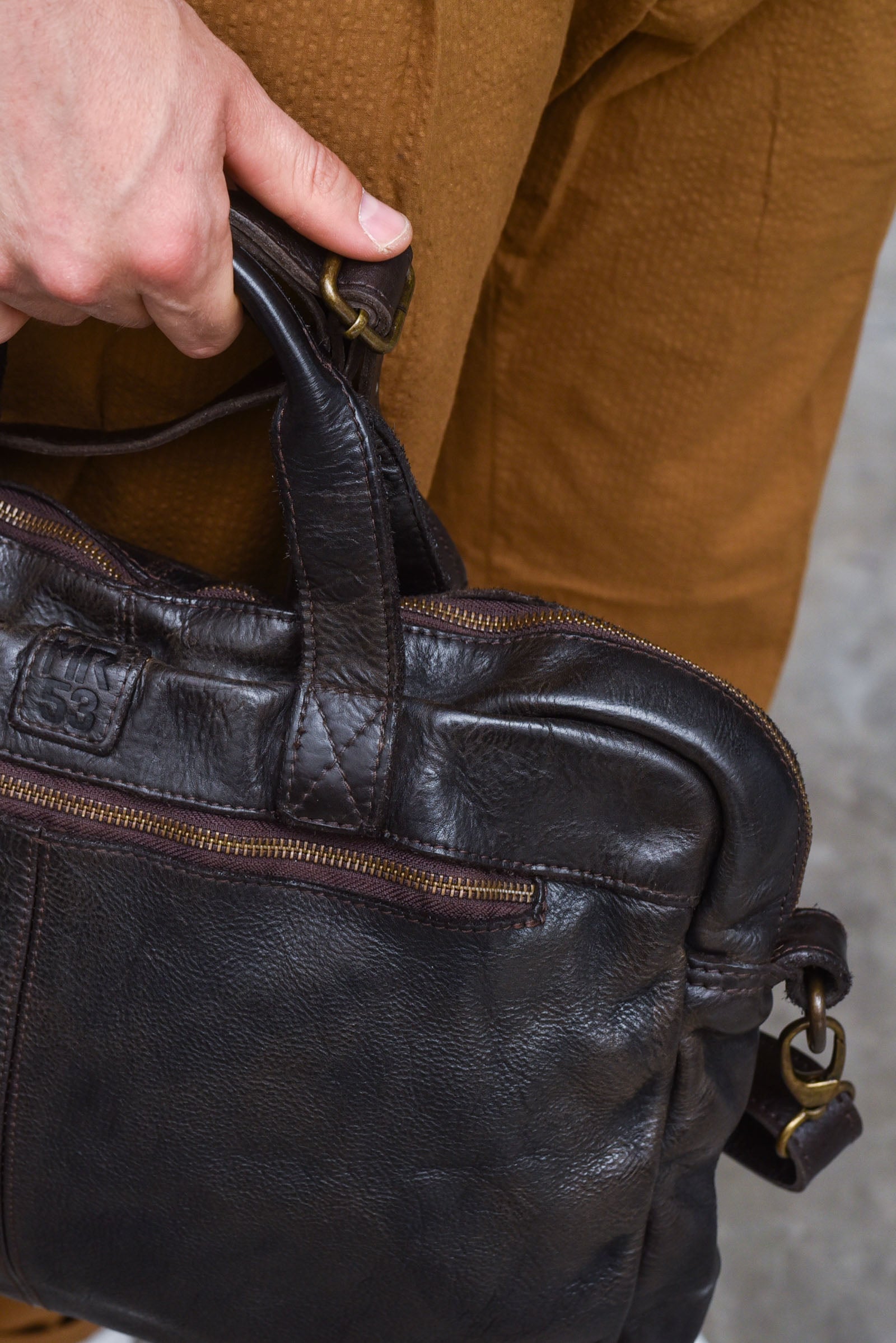 Genuine leather man bag with dark brown shoulder strap. MRS213B106MORO