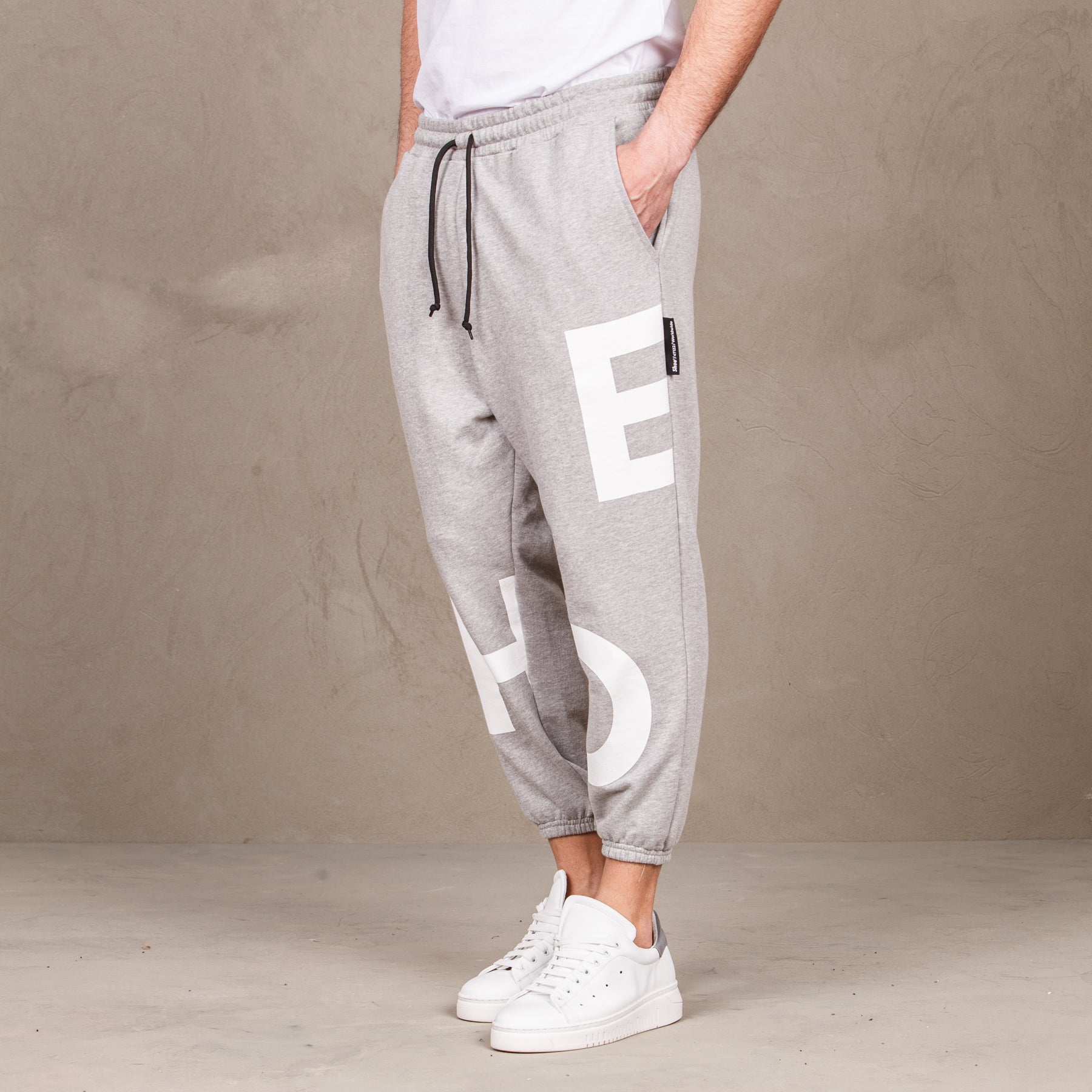 Sweatpants with maxi logo -  grigio man  - 5